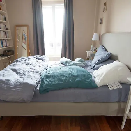 Bright Apt Near Nation Paris